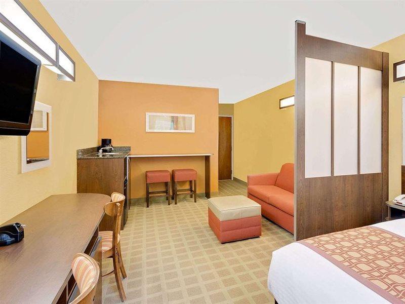 Microtel Inn & Suites By Wyndham Princeton Exteriör bild