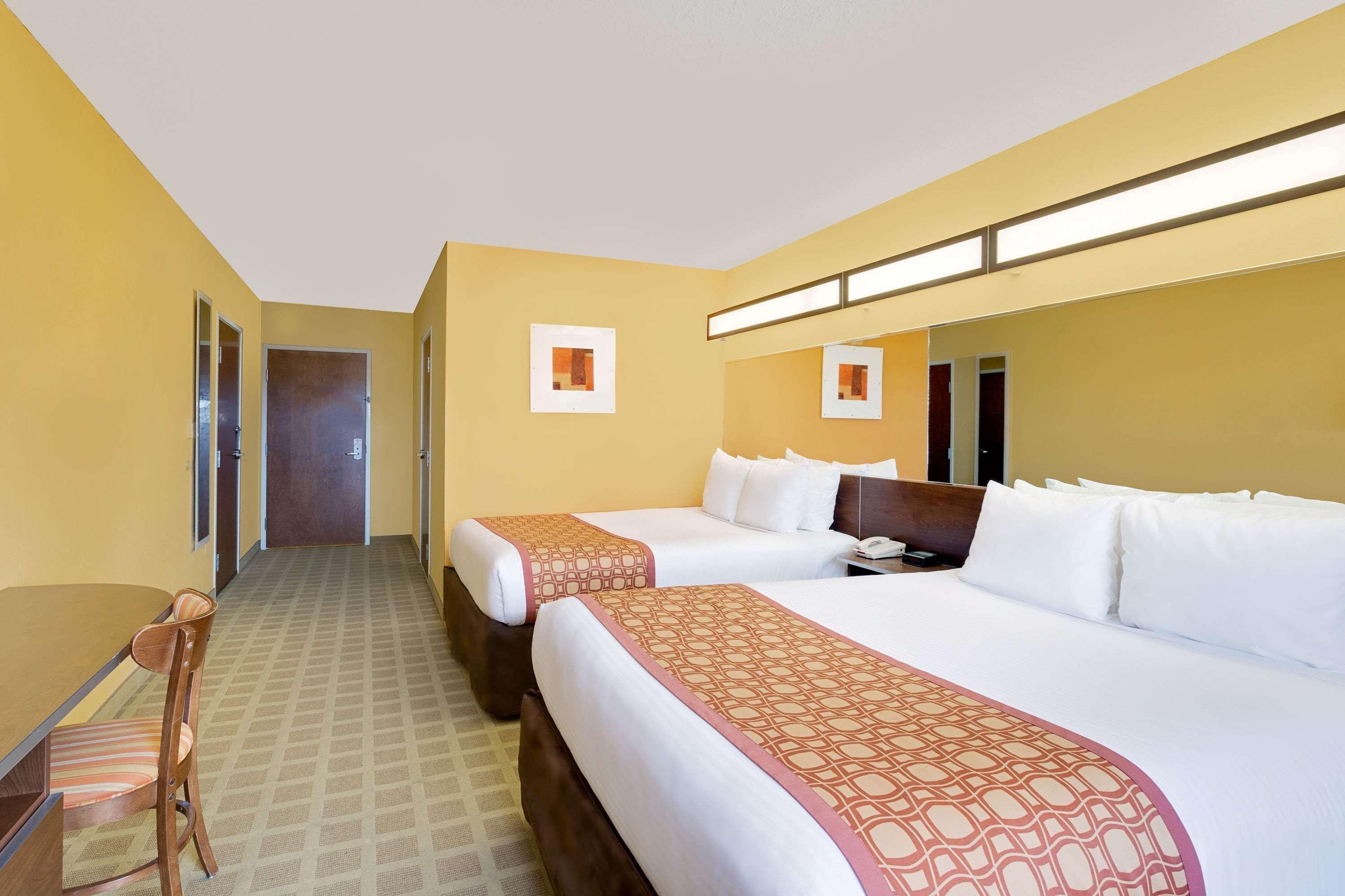 Microtel Inn & Suites By Wyndham Princeton Exteriör bild