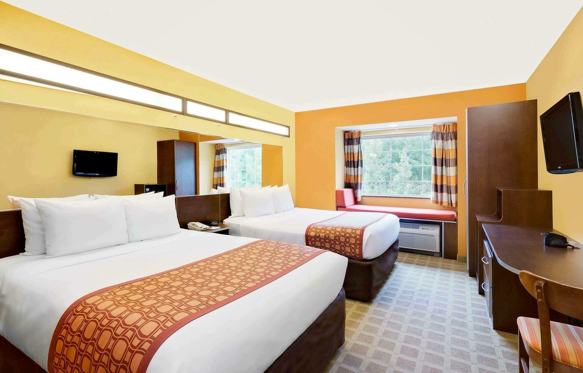Microtel Inn & Suites By Wyndham Princeton Exteriör bild